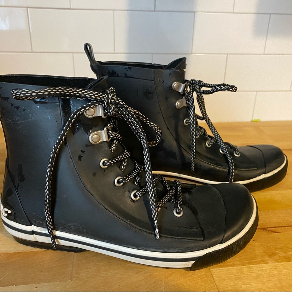Hiking/rain/snow boots